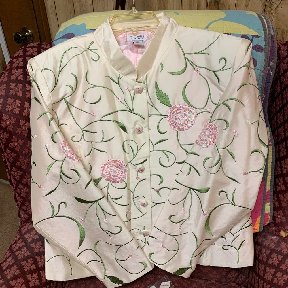 Embroidered Jacket - Picture 2 of 2